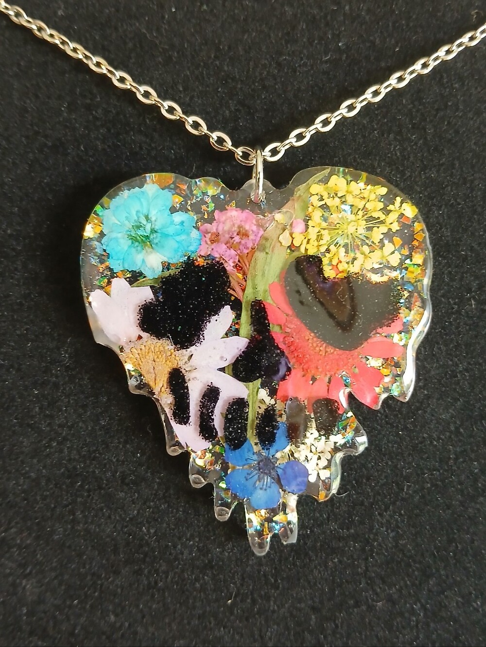 Skull heart with flowers glitter pendant on silver necklace chain new Handmade